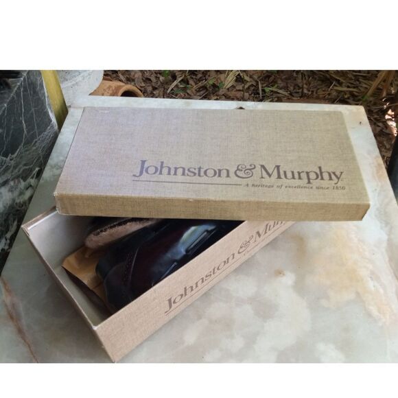 Johnston and Murphy Men\'s sz. 9.5W Tassel Loafers main image 5